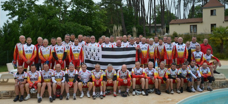 ACG: http://www.acgouesnou.fr